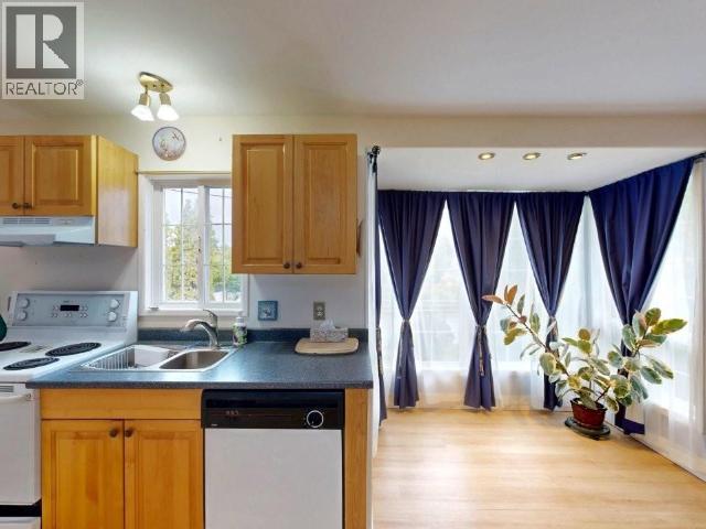 6992 KAMLOOPS STREET - Image 7