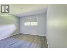 139 Elgin Crescent, Waterloo, ON N2J2S5 Photo 15