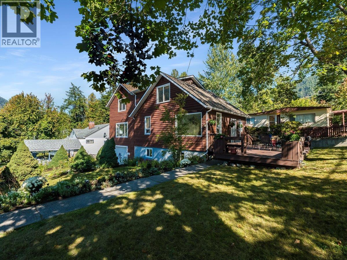 904 Fifth Street - Image 6