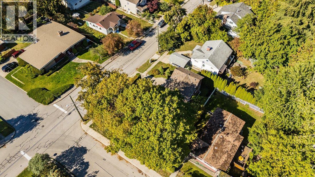 904 Fifth Street - 63