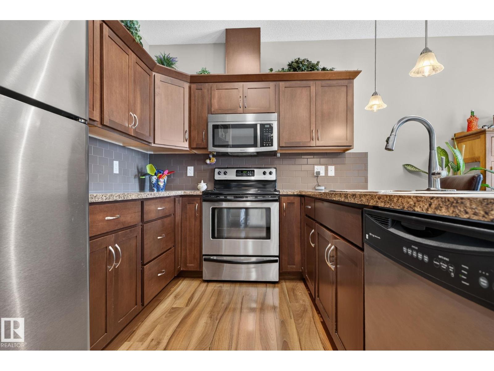 #91 – 7293 South Terwillegar Drive NW, South Terwillegar — photo 6 of 22: Property photo