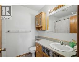 432017 Range Road 254, Rural Ponoka County, AB T4J1E2 Photo 14