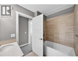 116 Southbow Avenue, Cochrane, AB T4C3R1 Photo 36