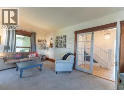 Foyer - 232 10th Avenue S, Cranbrook, BC V1C2N4 Photo 9