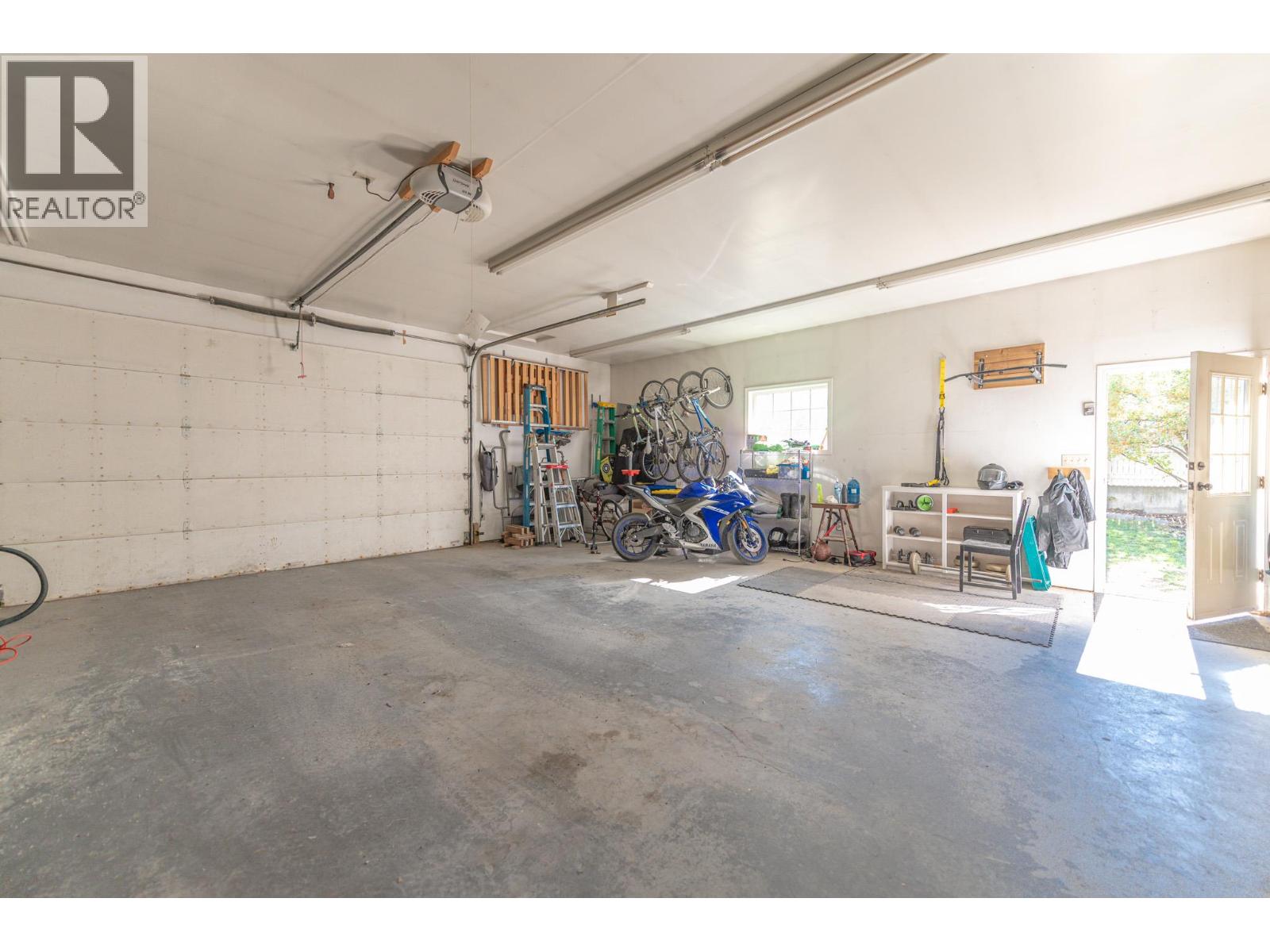 232 10th Avenue S - 79