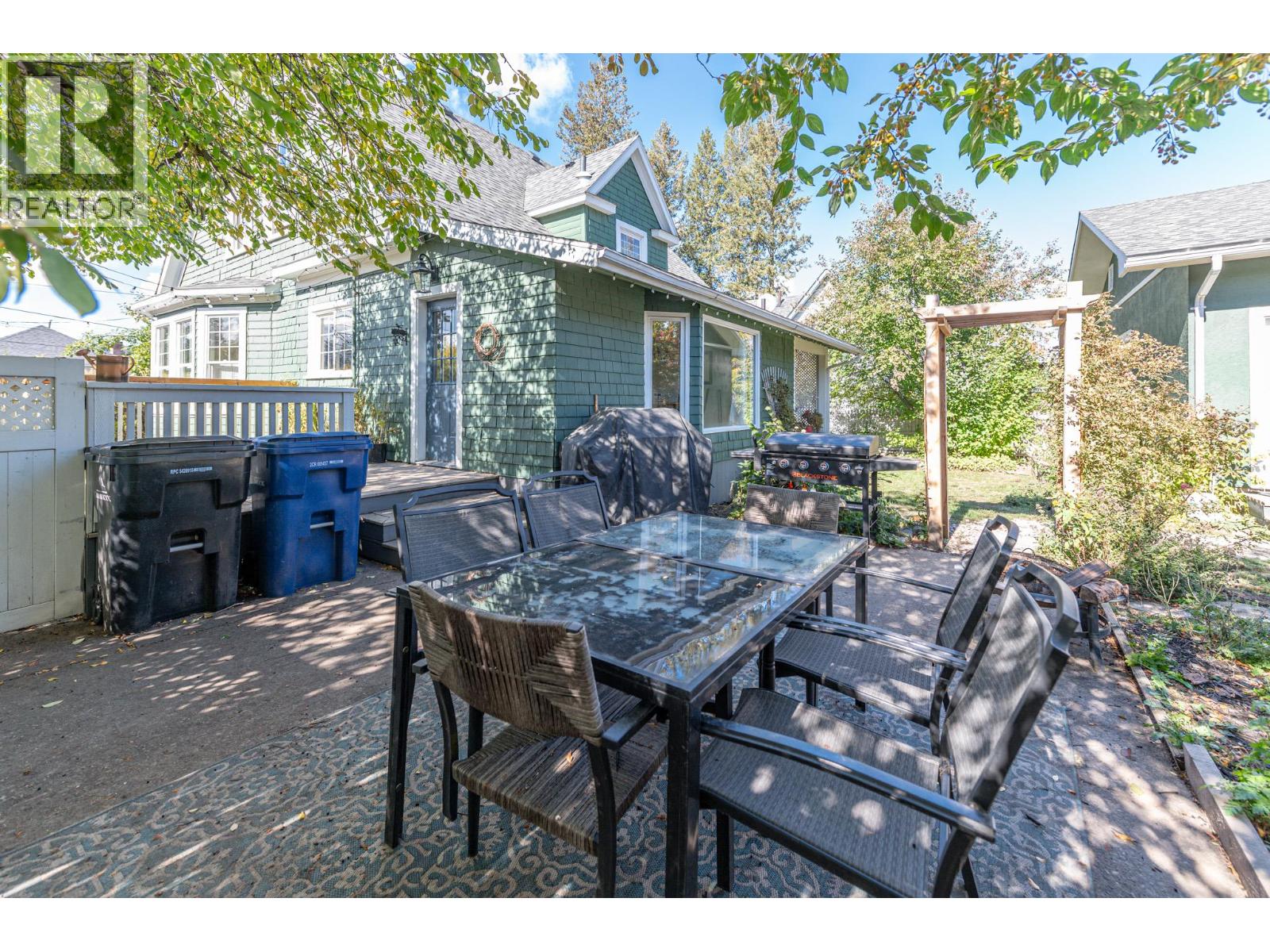232 10th Avenue S - 68