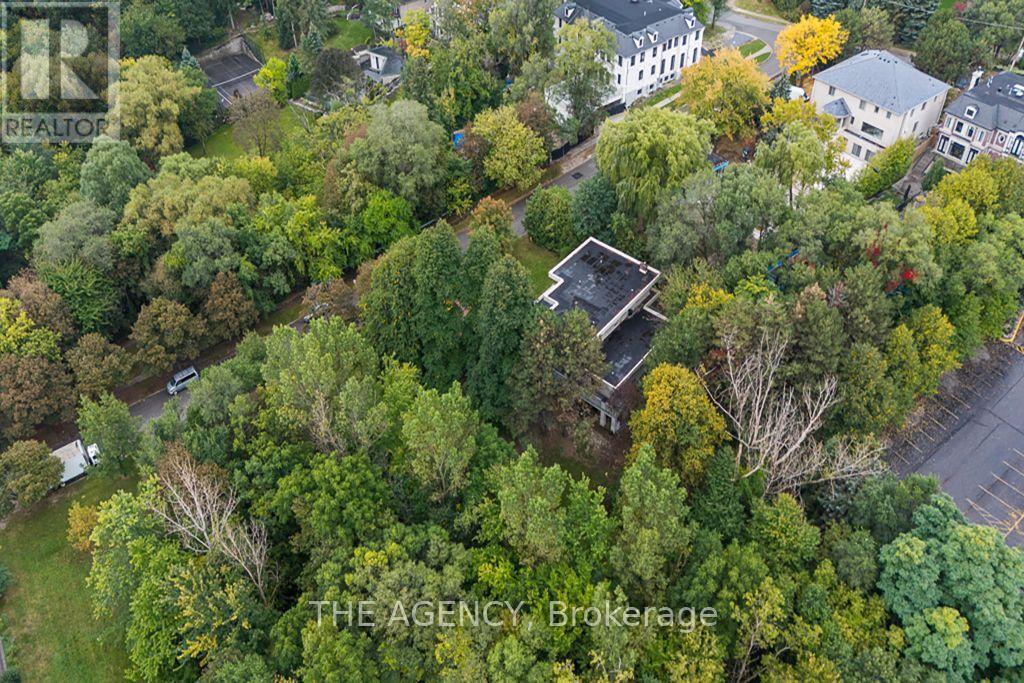 48 SILVERGROVE ROAD - 5