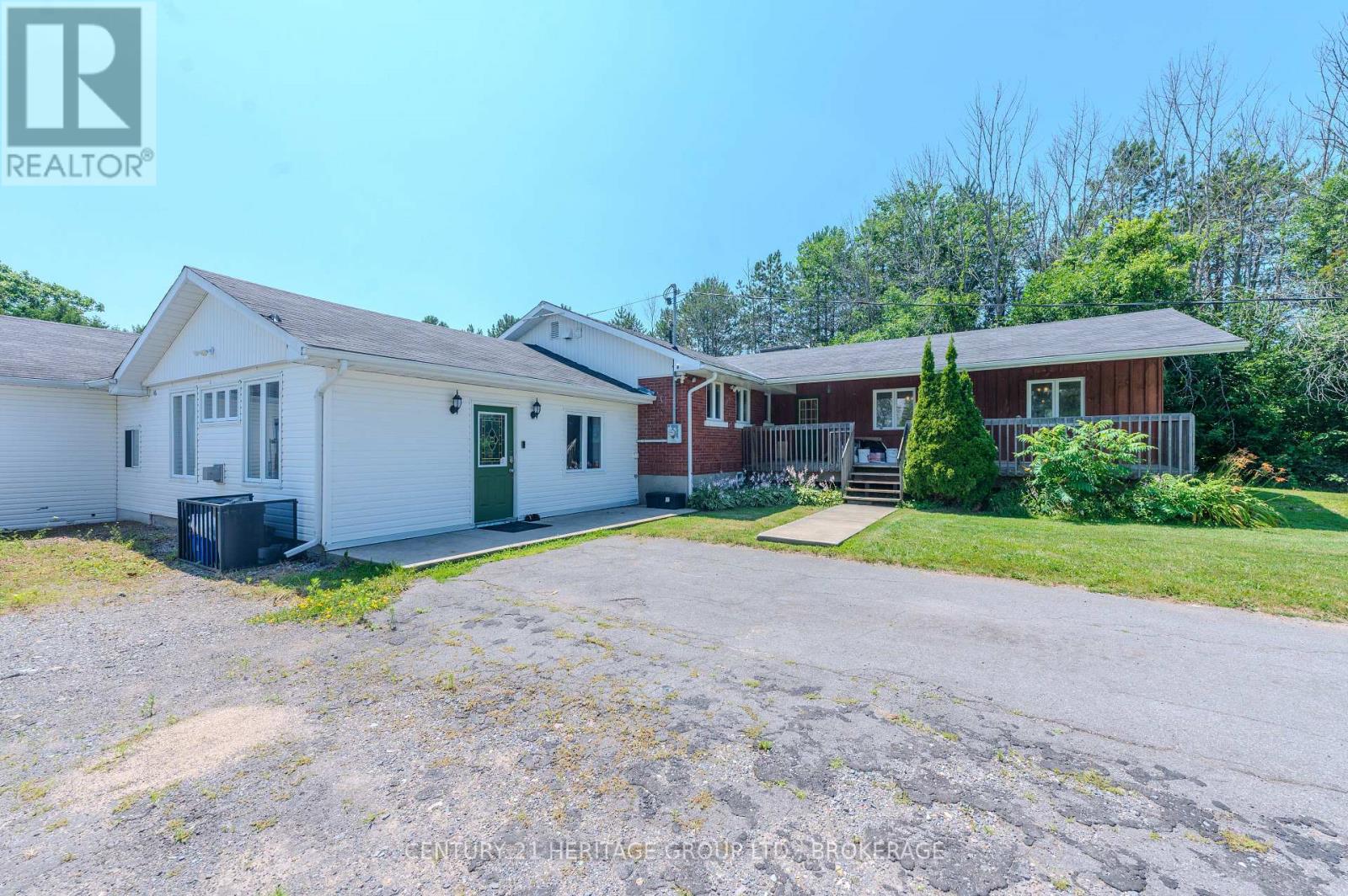 31 STATION ROAD - Image 38