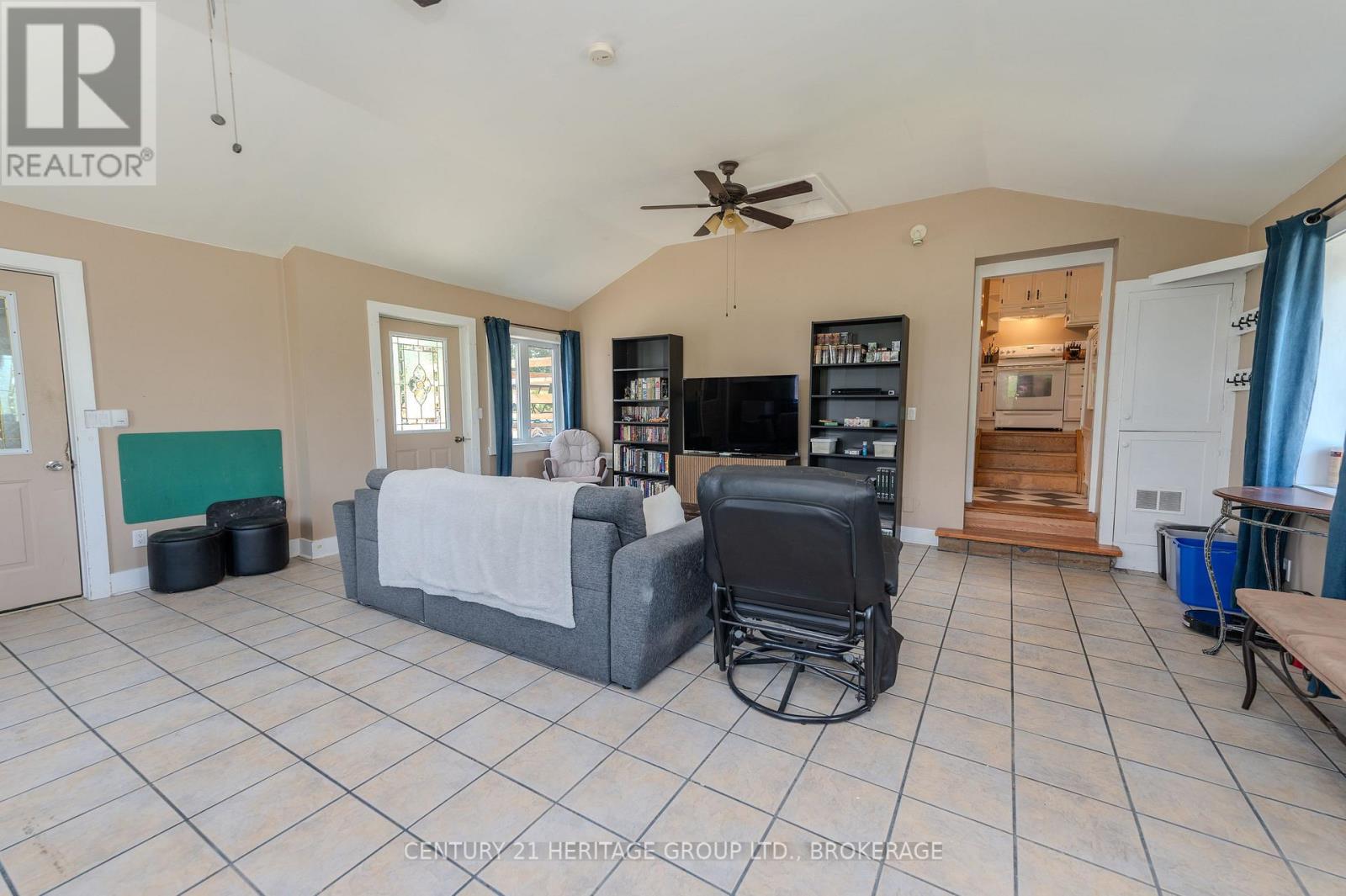 31 STATION ROAD - Image 5
