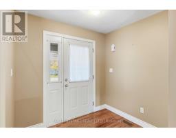 Family room - 194 Mclaughlin Road, Kawartha Lakes, ON K9V6L8 Photo 7
