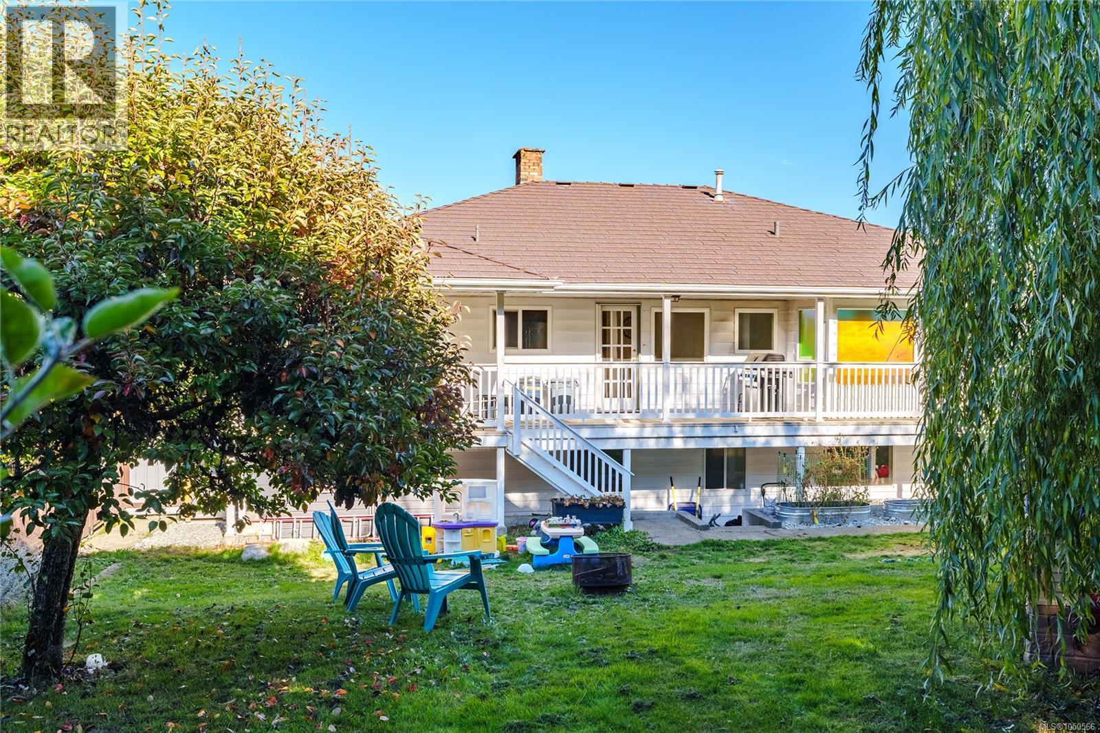 438 Davis Rd - Image 73