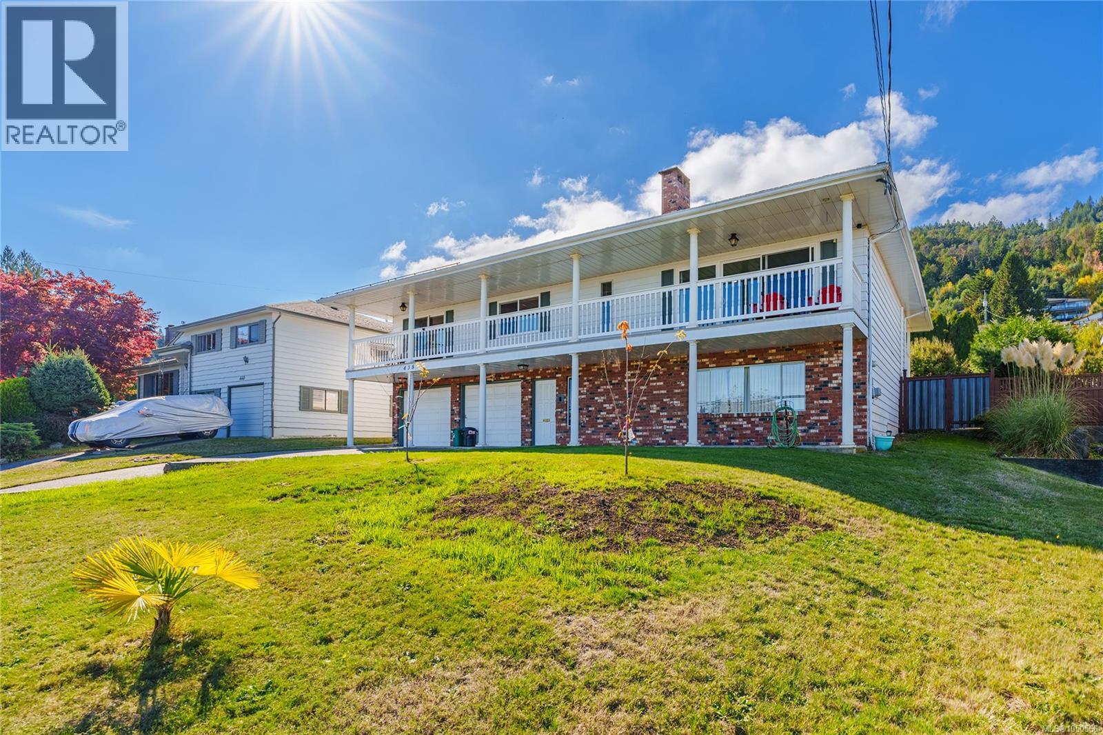 438 Davis Rd - Image 86