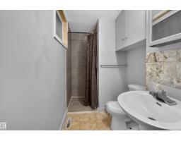 11015 87 Av Nw, Edmonton, AB T6G0X5 Photo 25