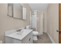11015 87 Av Nw, Edmonton, AB T6G0X5 Photo 17