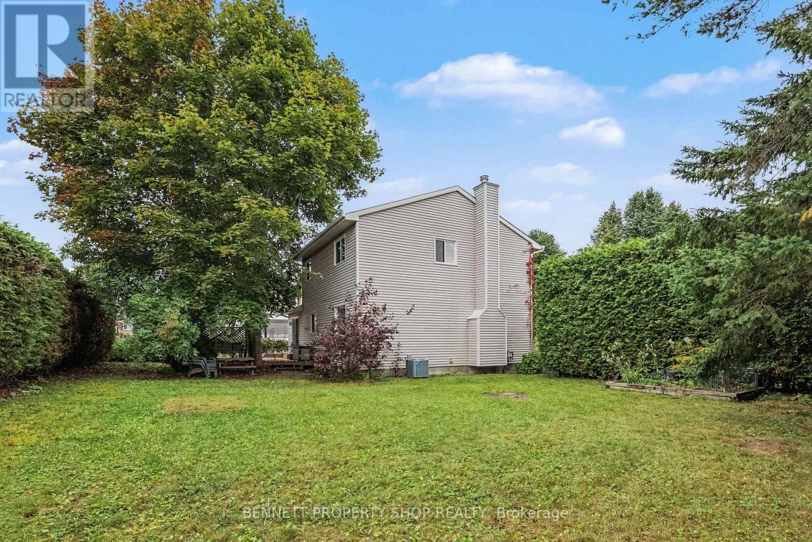 636 APOLLO WAY - 12