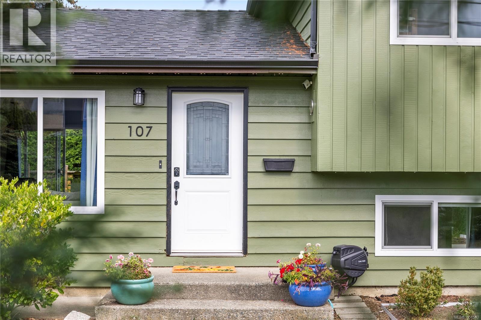 107 Moss Ave - 20