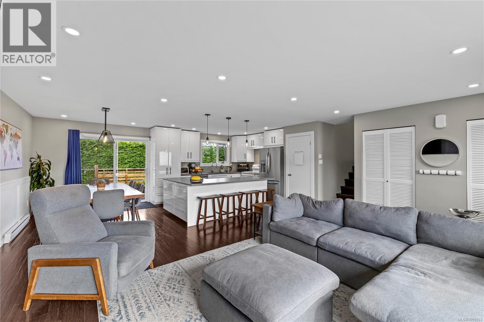107 Moss Ave - 5