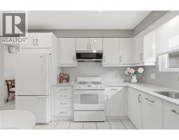 Kitchen - 36 Algonquin Court, Hamilton, ON L8T4T3 Photo 13