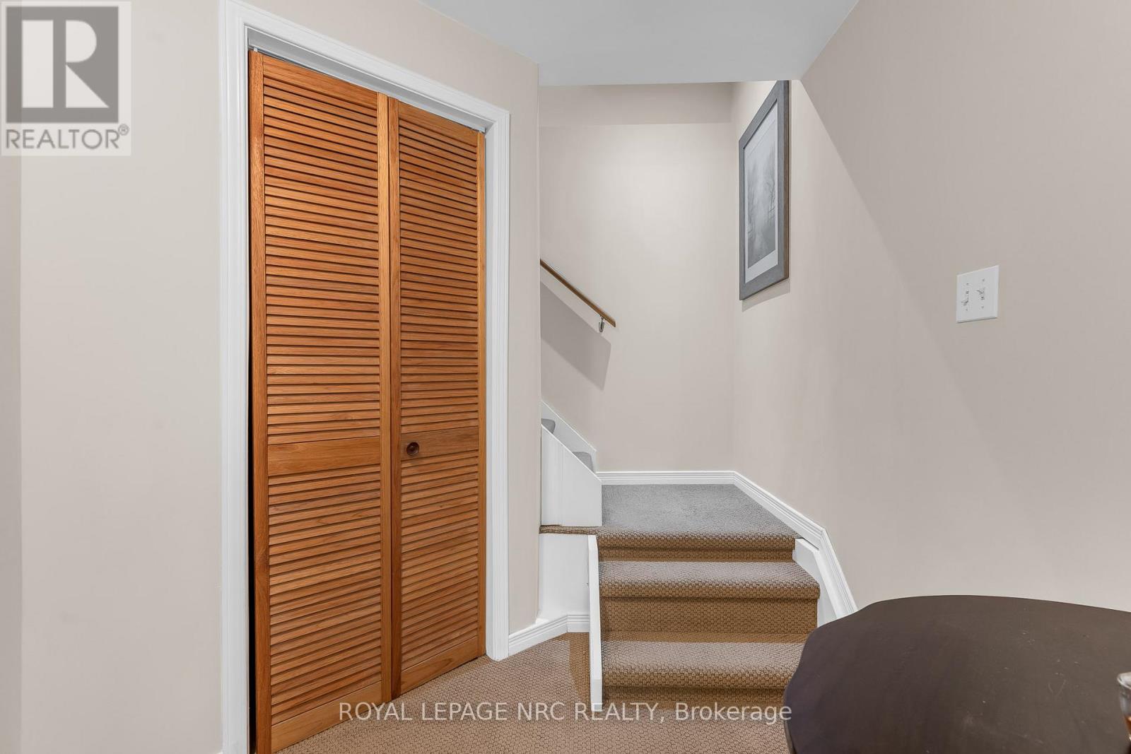 31 THOROLD ROAD E - Image 23