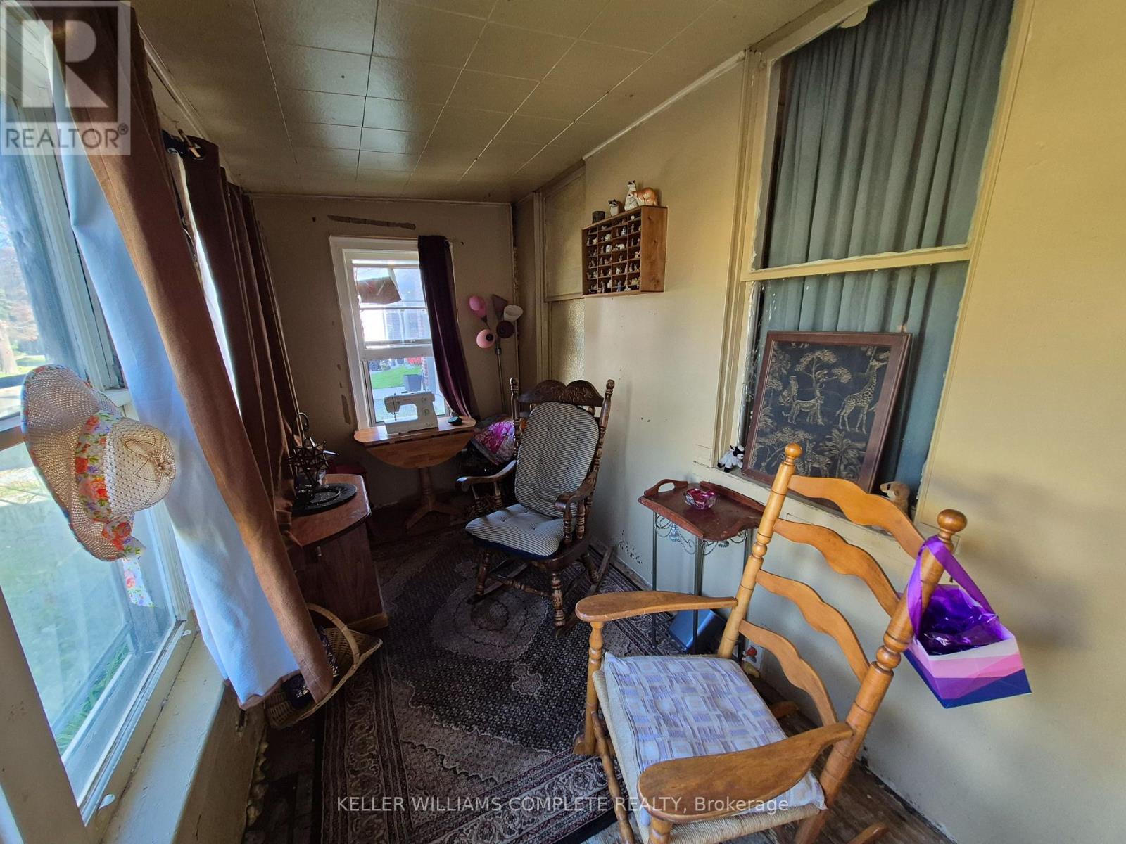 20 CARLETON STREET N - 10