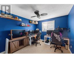11 Elderberry Avenue, Grimsby, ON L3M5M9 Photo 22