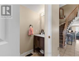 11 Elderberry Avenue, Grimsby, ON L3M5M9 Photo 8