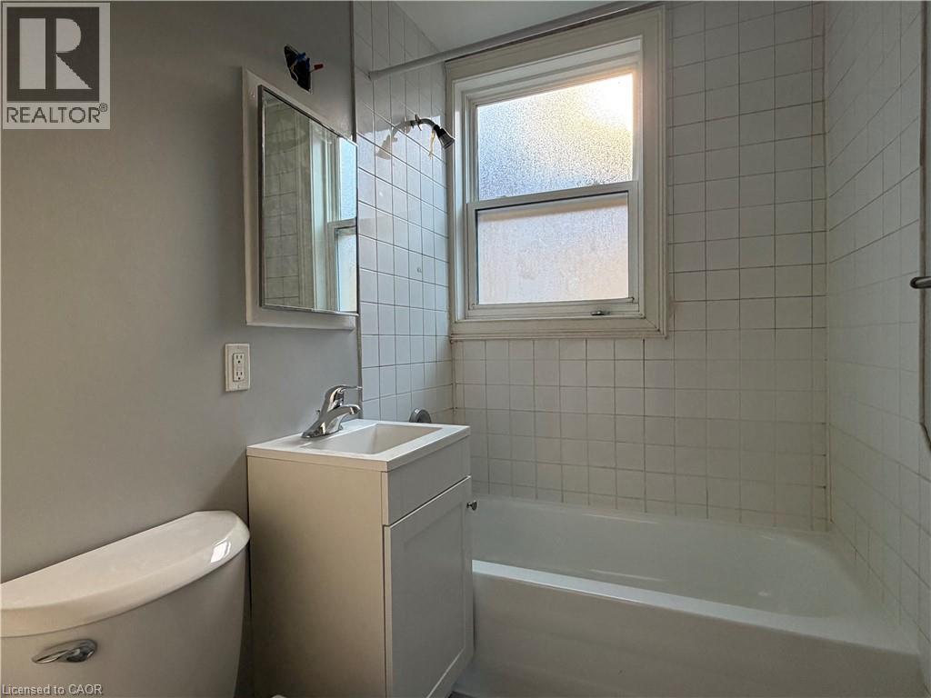 206 Queenston Road — photo 8