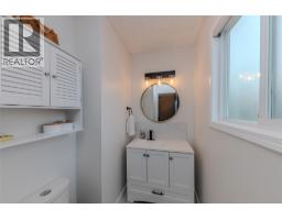 891 Gleneagles Drive, Kamloops, BC V2E1K2 Photo 34