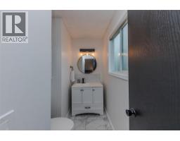 891 Gleneagles Drive, Kamloops, BC V2E1K2 Photo 33