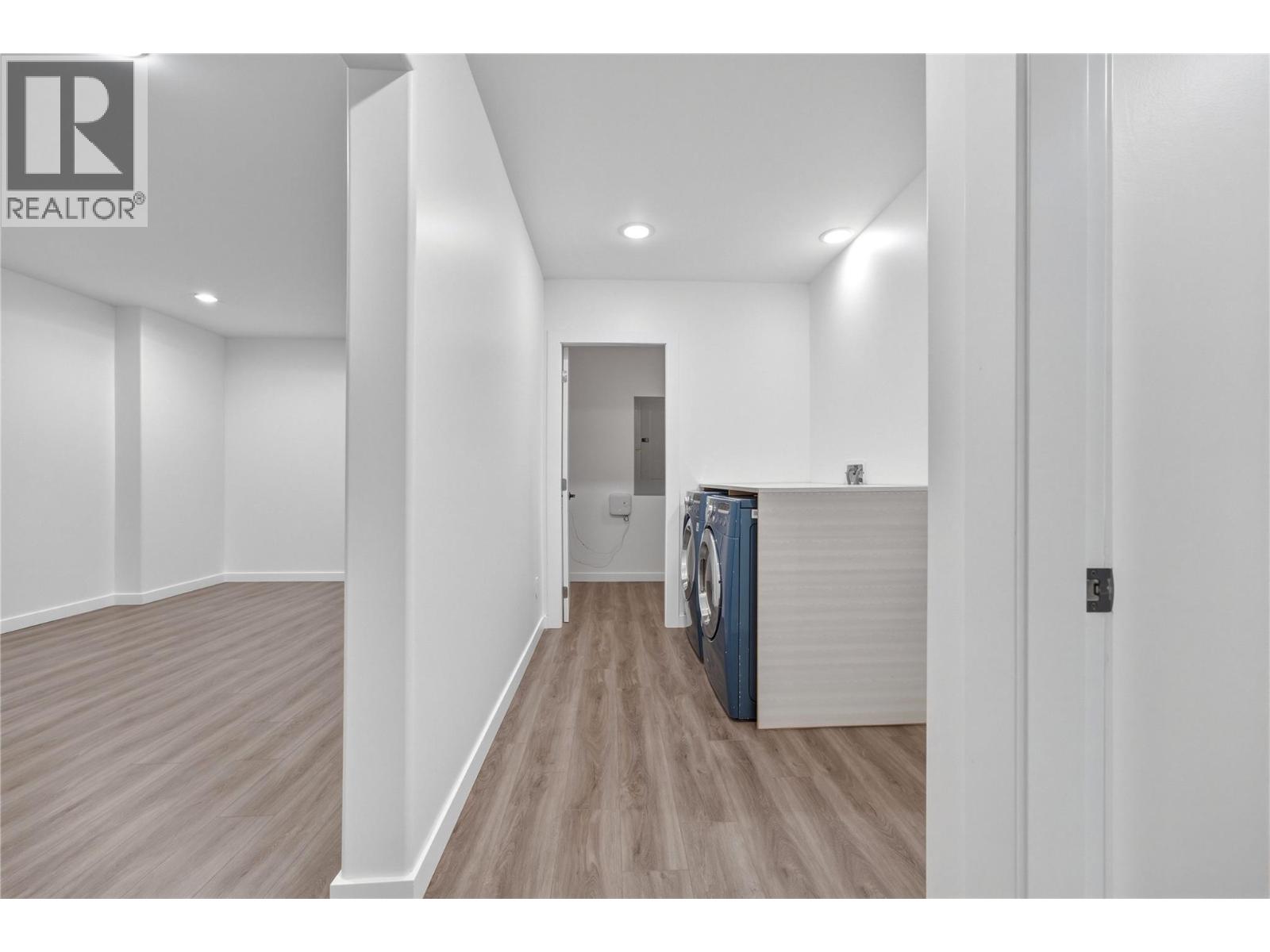 10824 Westshore Road, Vernon