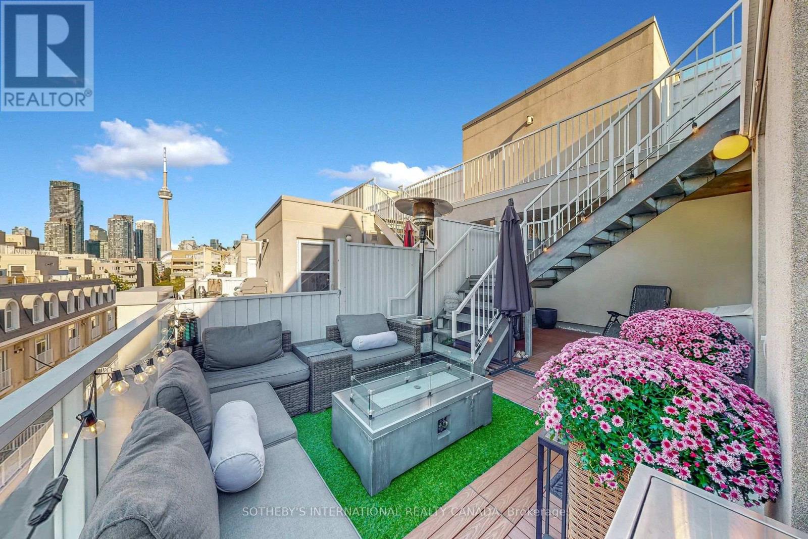 377- 32 Stadium Road, Toronto, ON photo 37