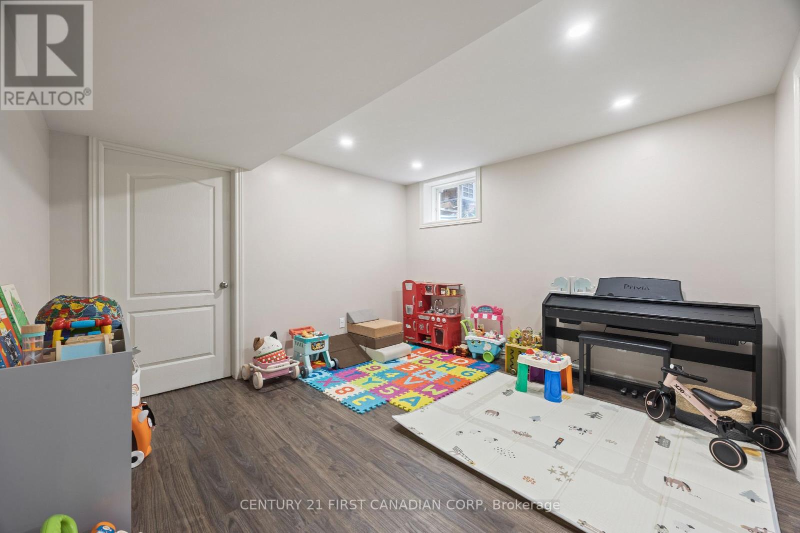 899 Bitterbush Crescent — photo 29