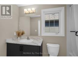 214 Cubitt Street, Clearview, ON L0M1S0 Photo 29