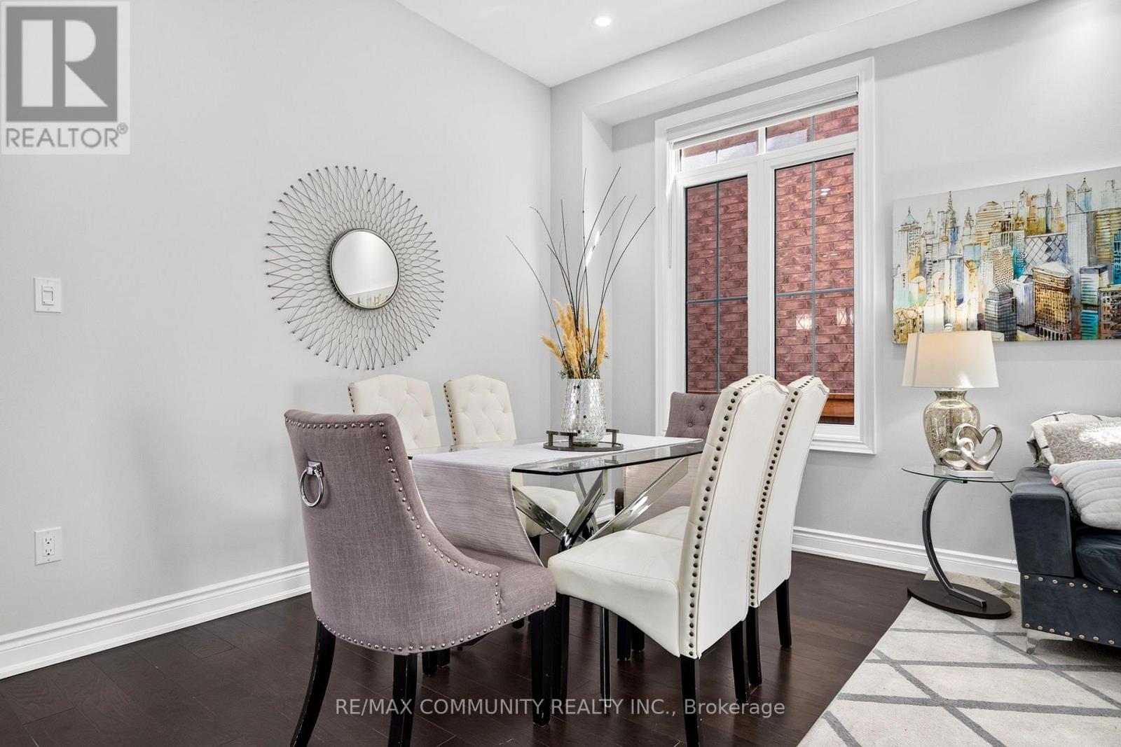 144 AUCKLAND DRIVE - 10