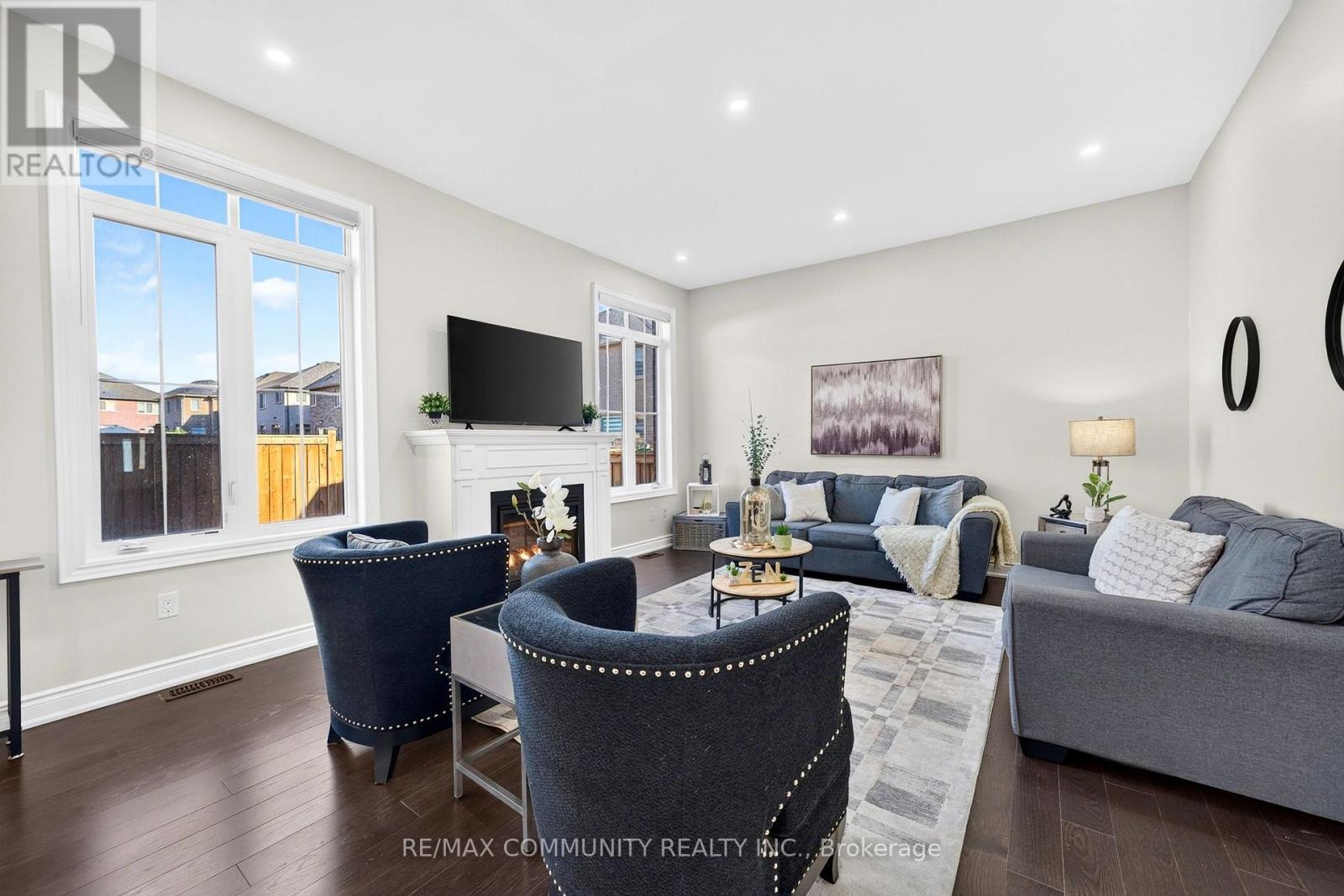 144 Auckland Drive, Whitby, ON photo 16