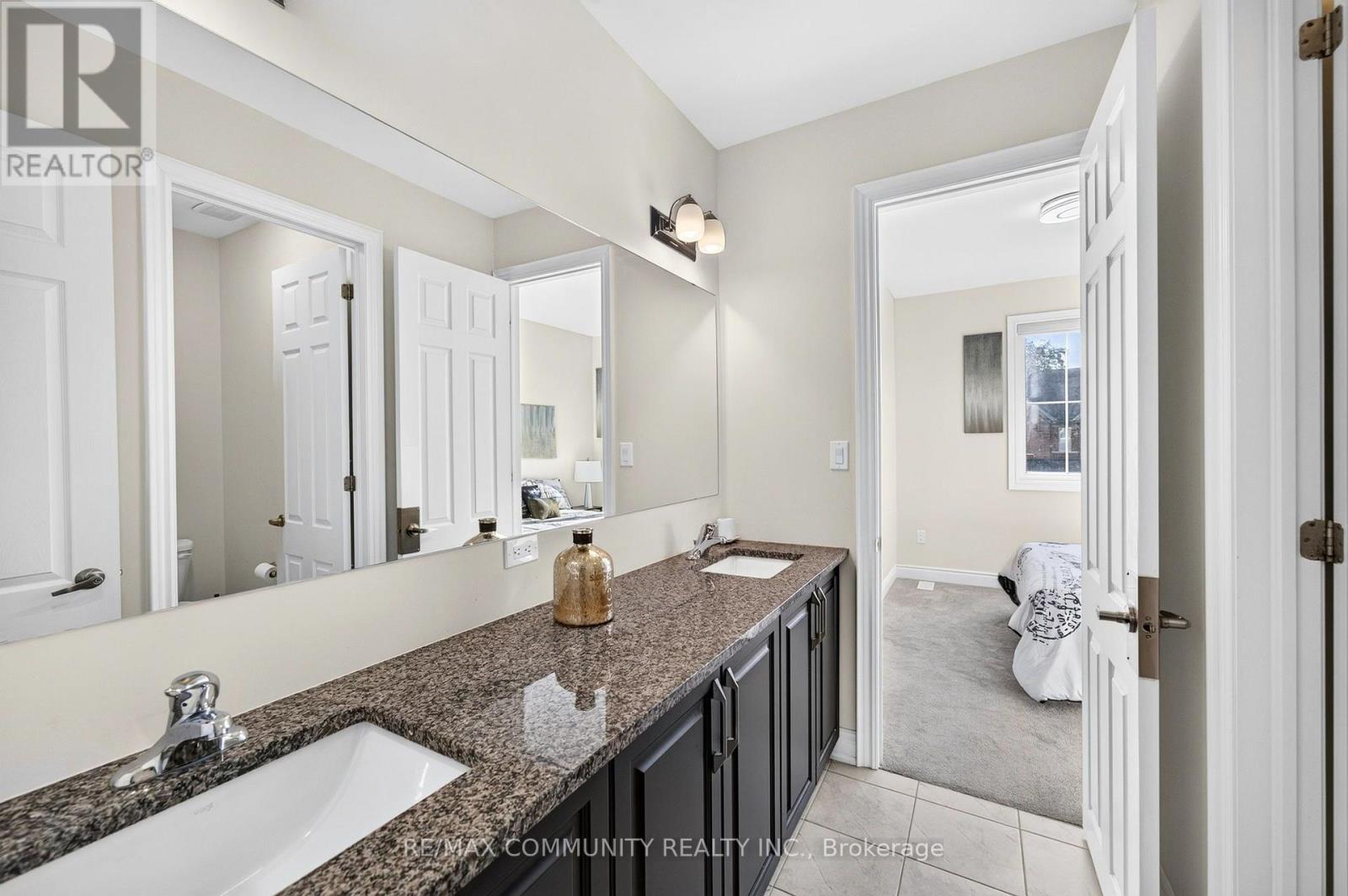 144 Auckland Drive, Whitby, ON photo 35