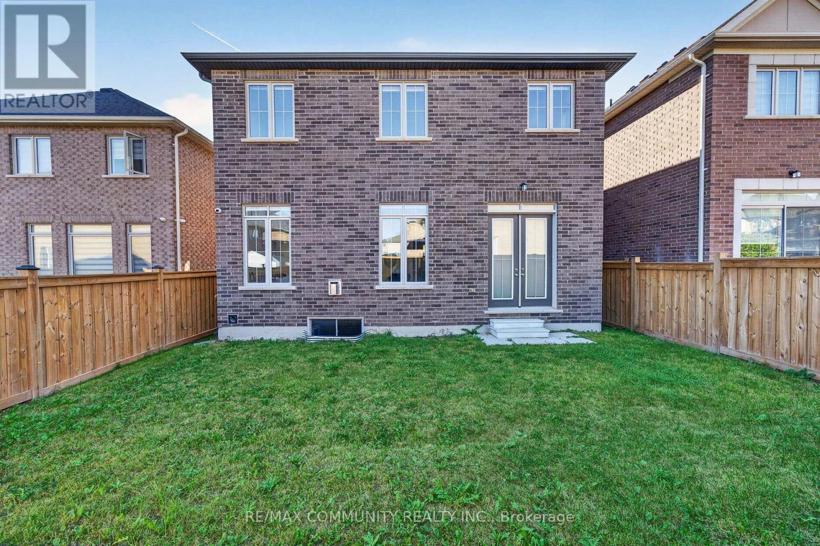 144 AUCKLAND DRIVE - 47