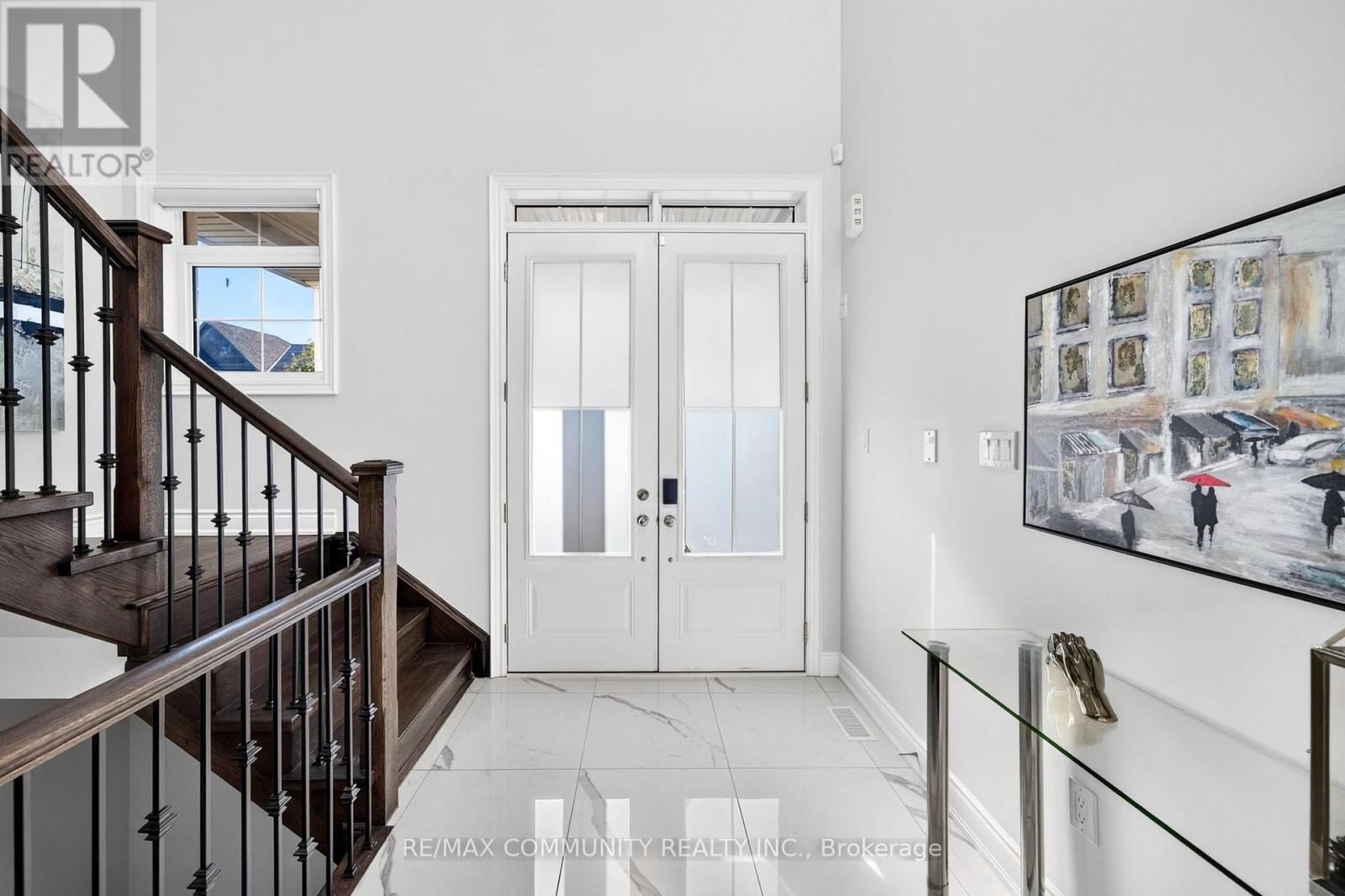 144 Auckland Drive, Whitby, ON photo 5