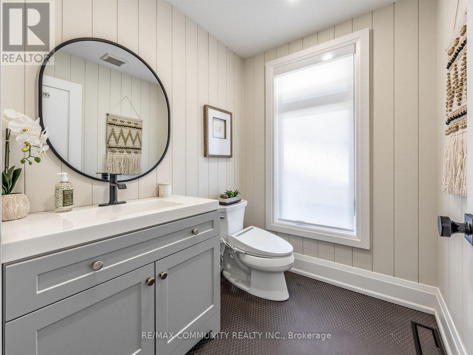 38 ROBMAR STREET - 6