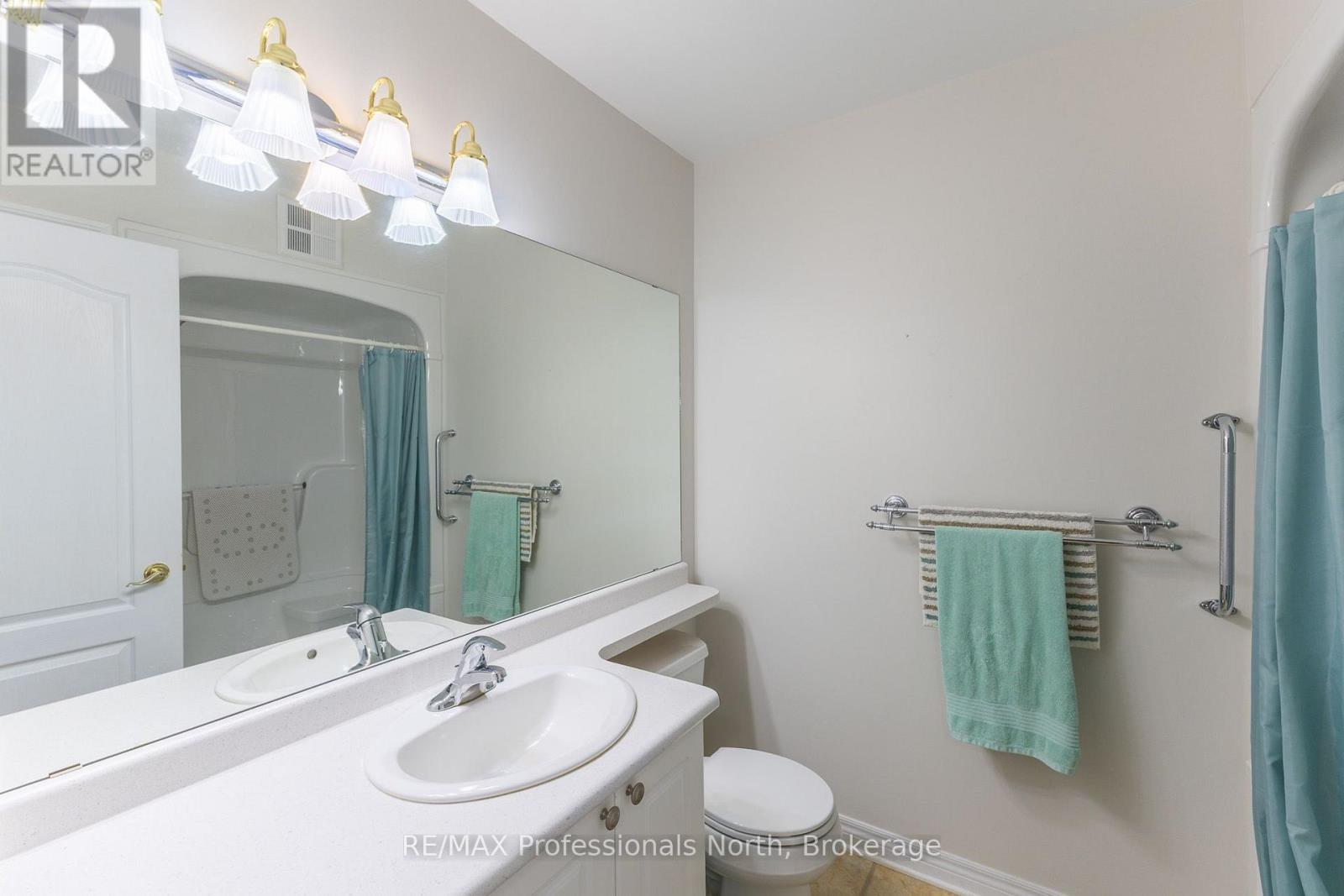 #204 35 DAIRY LANE W - Image 30