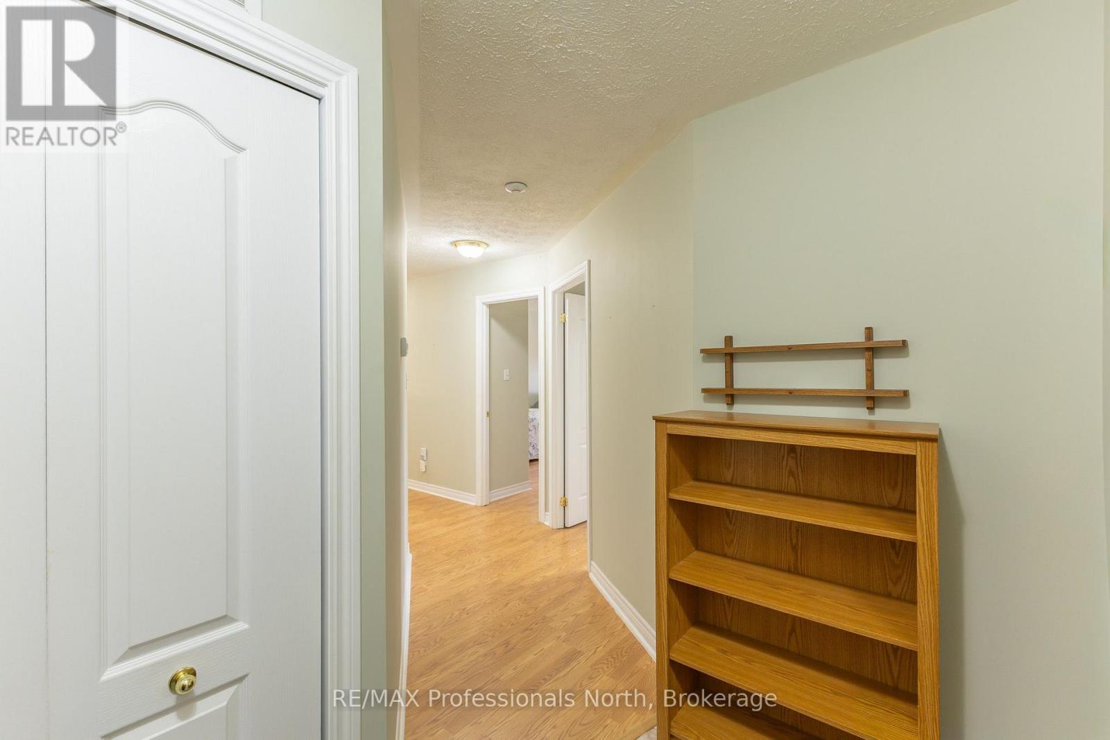 204 - 35 DAIRY LANE W, Huntsville — photo 4