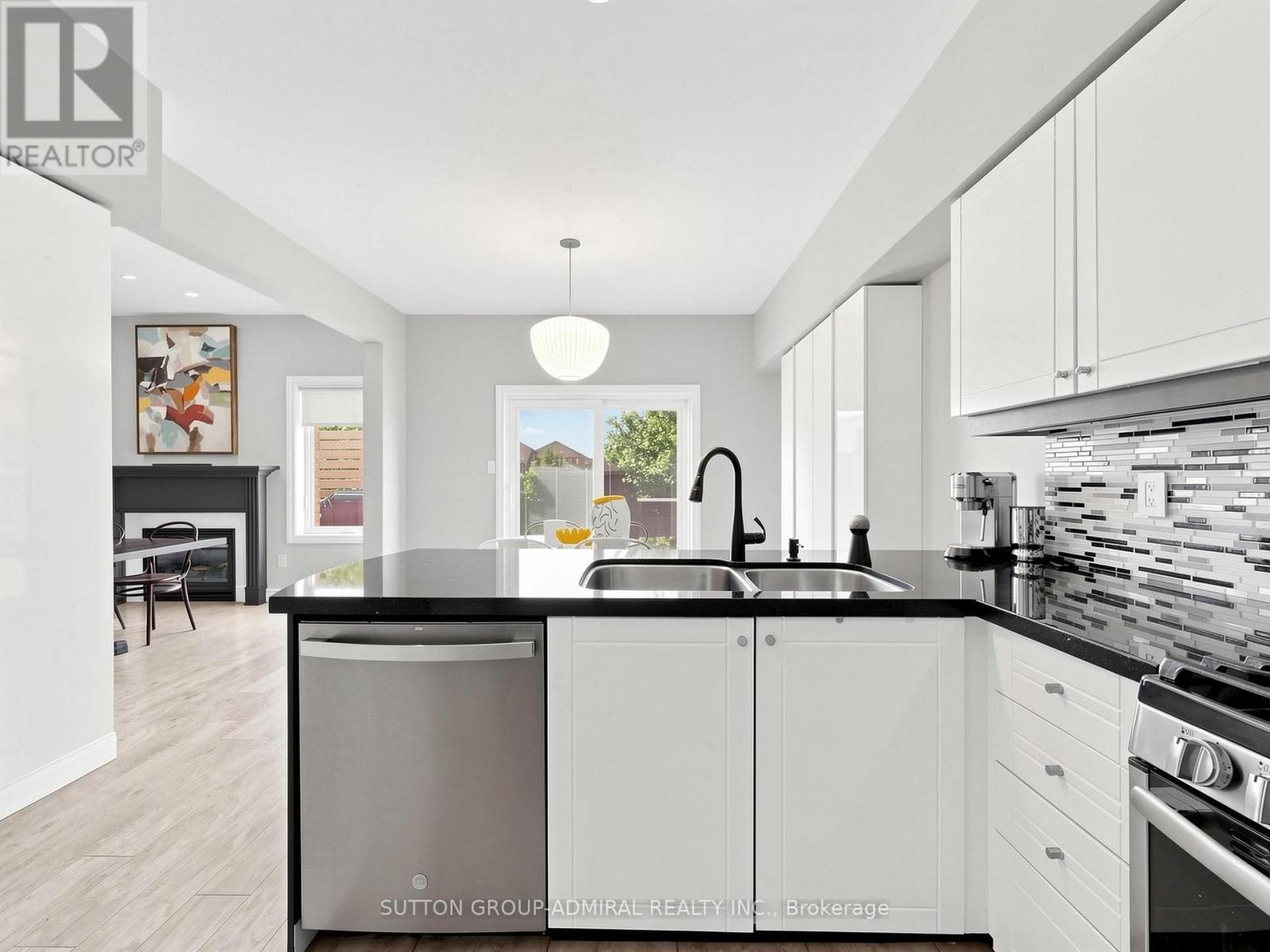10 SILVER OAKS BOULEVARD - 11