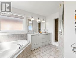10 Silver Oaks Boulevard, Vaughan, ON L4H1X5 Photo 15