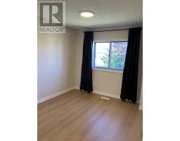 141 Black Cherry Crescent, Barrie, ON L4N9L1 Photo 8