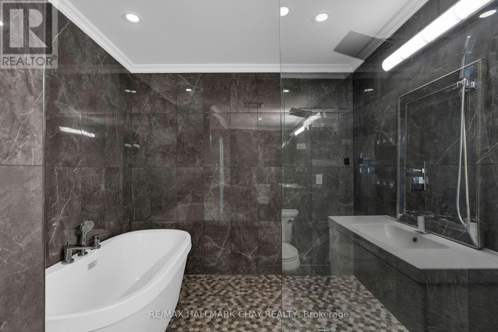 3391 Beachview Avenue, Severn, ON photo 13