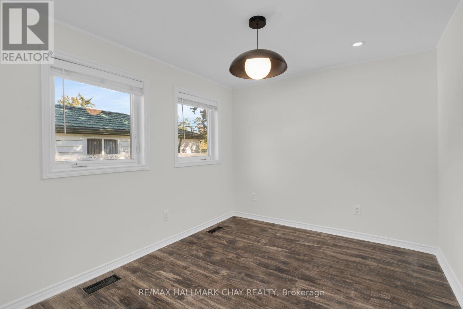 3391 BEACHVIEW AVENUE - 4