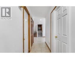 4 Eastwood Drive, Welland, ON L3C6W3 Photo 6