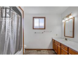 4 Eastwood Drive, Welland, ON L3C6W3 Photo 17