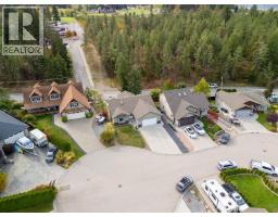 2095 Bernau Court, Lake Country, BC V4V2M7 Photo 48