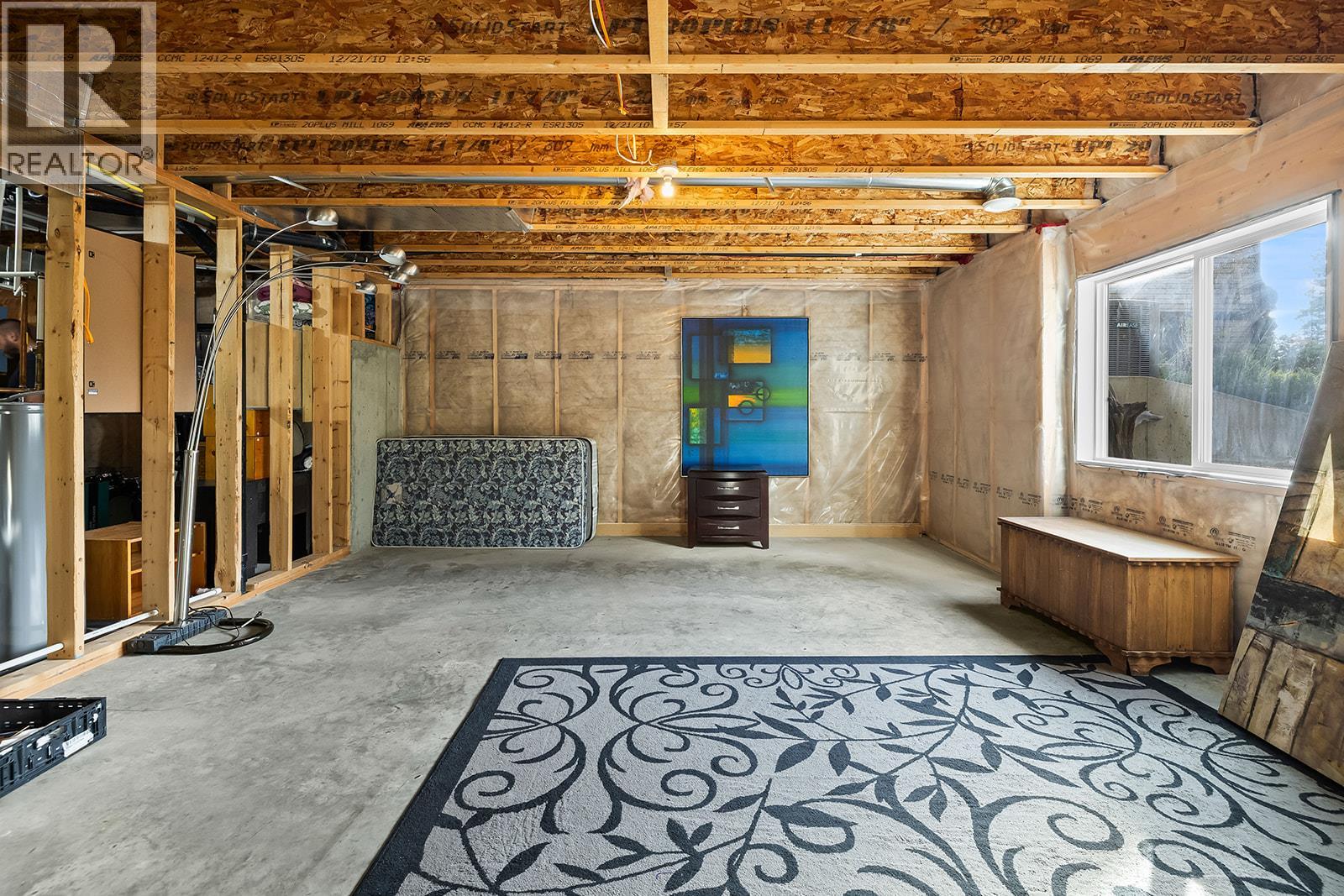 2095 Bernau Court - 33